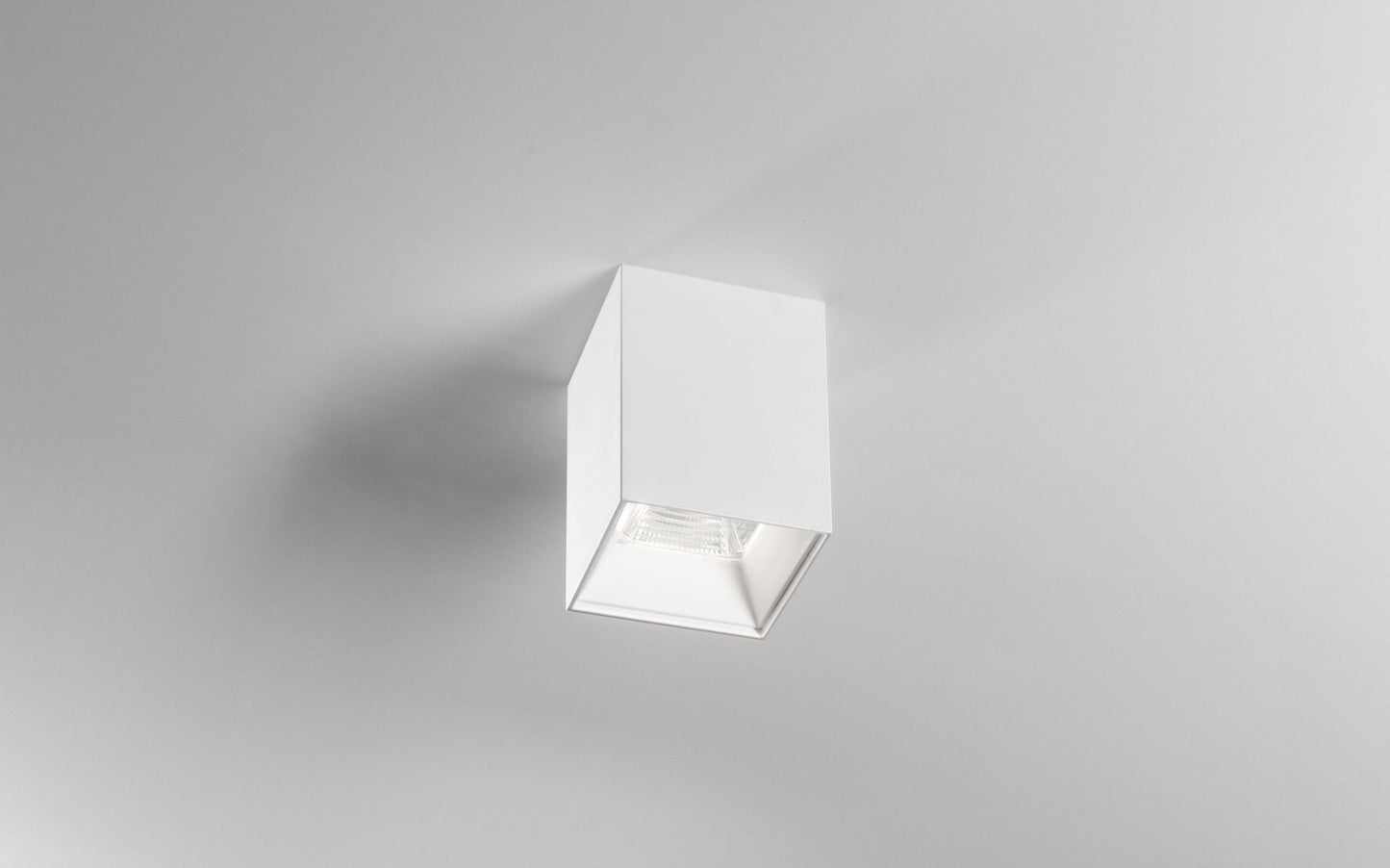 Sport lampada da soffitto 4000K